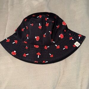 Mushroom Print Bucket Hat NWOT